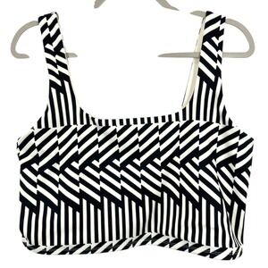 EXPRESS Women's XL Body Contour Black White‎ Geo Print Crop Top Tank Square Neck